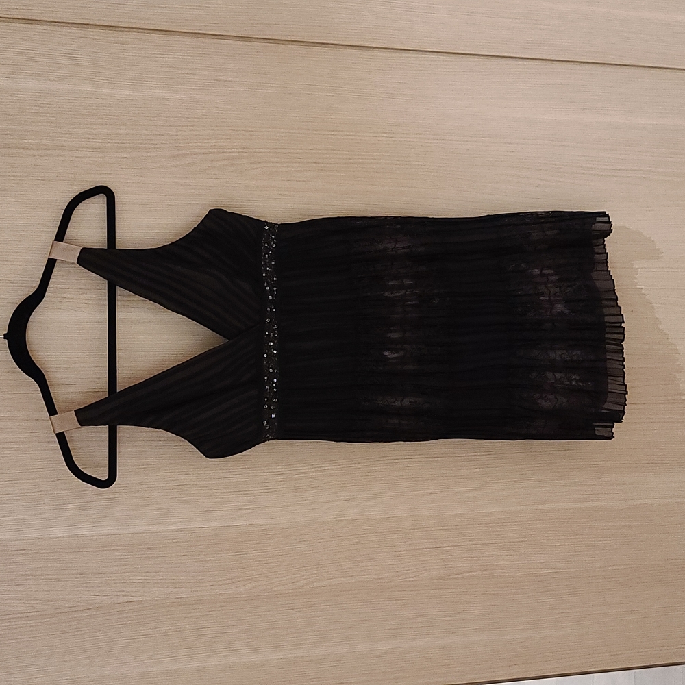 BCBG Max Azria Black Women's Size 8 - NWT